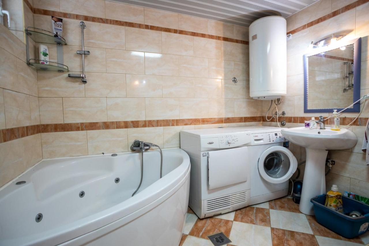 Ana Apartment Kotor Luaran gambar