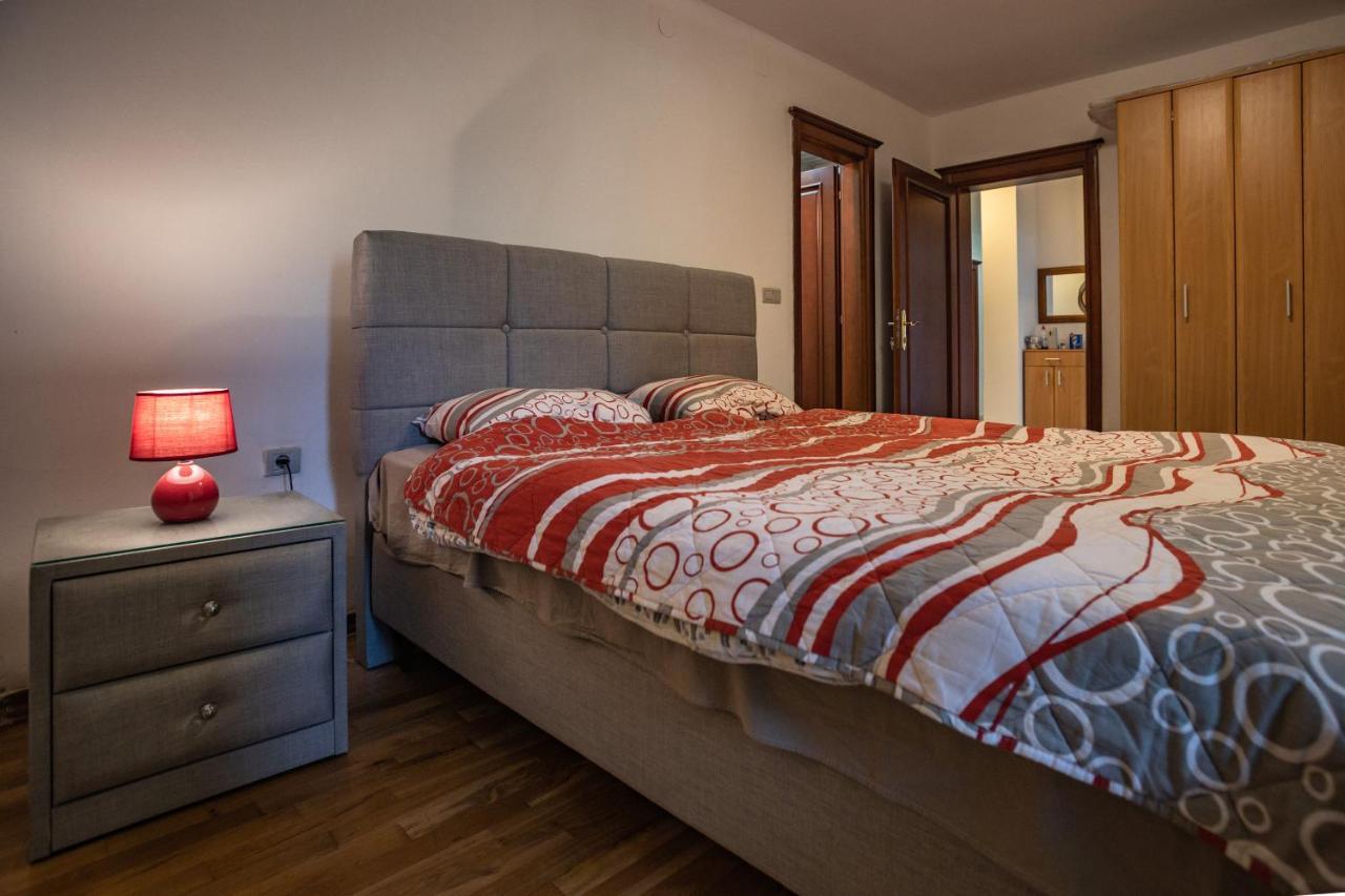 Ana Apartment Kotor Luaran gambar